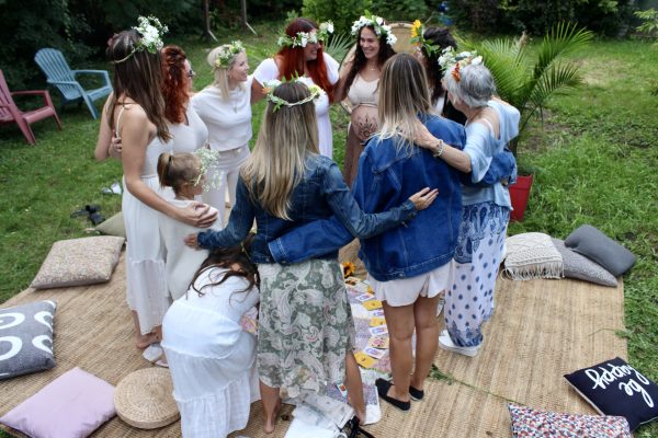 Cérémonie pour la nouvelle maman ''Blessingway''