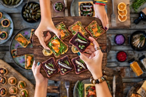 Traiteur / TAPAS Dinatoires 25 personnes – Image 2